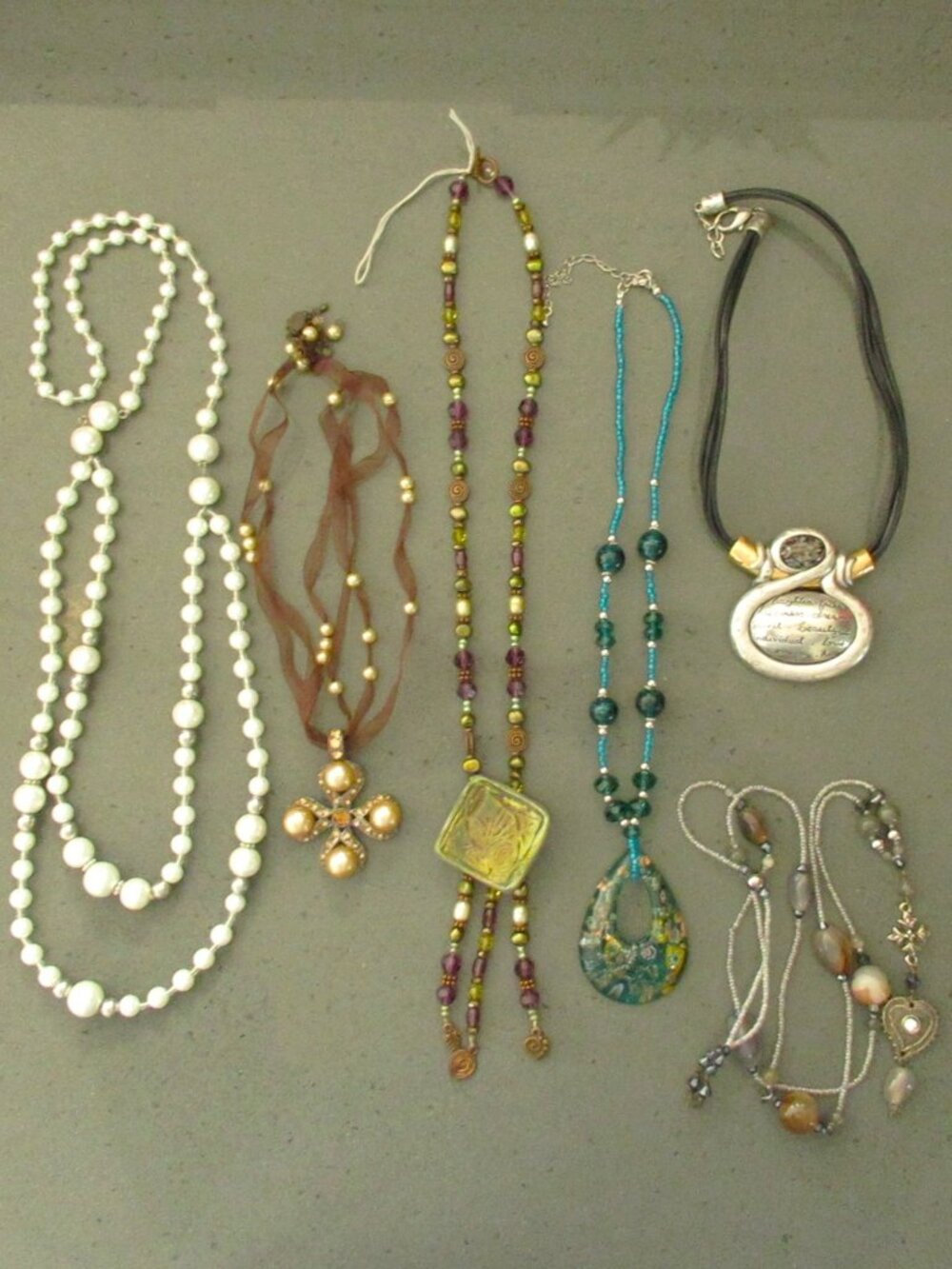 Glass Bead Necklace Lot – 6‑Piece Boho Craft‑Fair Mix (Pre‑Owned)